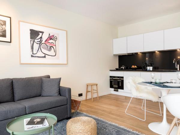 PREMIER SUITES Antwerp : photo 6 de la chambre penthouse 1 chambre avec cuisine