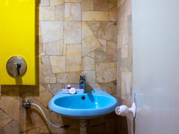 New Priok Indah Syariah Hotel : photo 5 de la chambre chambre double supérieure