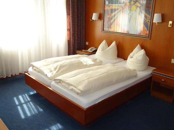 Hotel und Rasthof AVUS : photo 1 de la chambre chambre double ou lits jumeaux