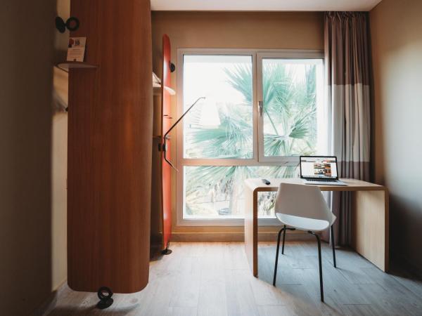 Ibis Casablanca Sidi Maarouf : photo 2 de la chambre suite junior avec lit double