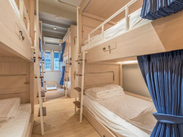 Kinnon Deluxe Hostel Coworking Cafe : photo 6 de la chambre lit superposé dans dortoir pour femmes