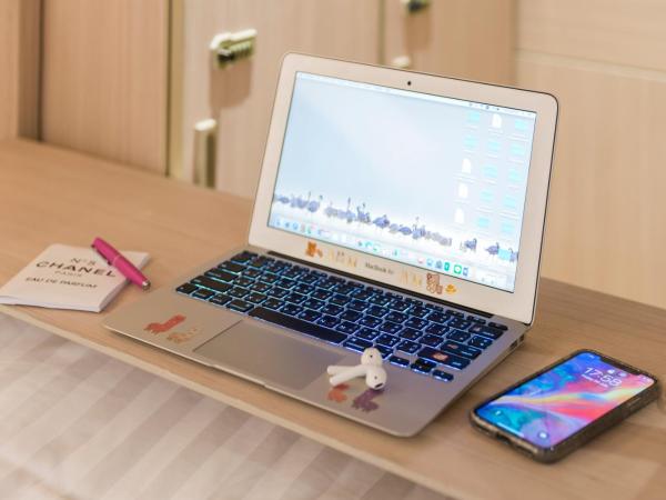 Kinnon Deluxe Hostel Coworking Cafe : photo 4 de la chambre lit dans dortoir mixte de 6 lits