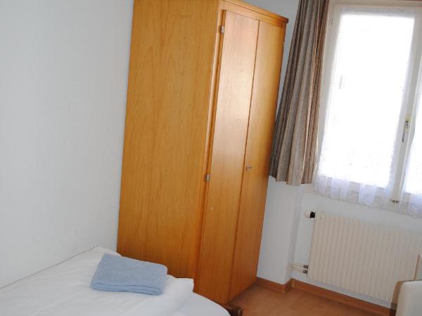 Hotel Weisses Kreuz : photo 5 de la chambre chambre simple avec toilettes communes