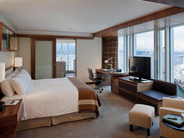 Fairmont Pacific Rim : photo 6 de la chambre chambre lit king-size ofuro signature 