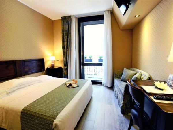 Hotel Pierre Milano : photo 5 de la chambre grande chambre simple