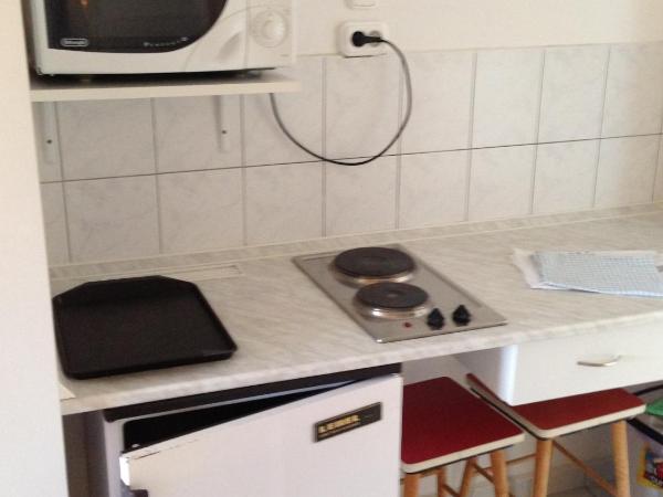 Kosztolányi Apartmanház : photo 3 de la chambre studio