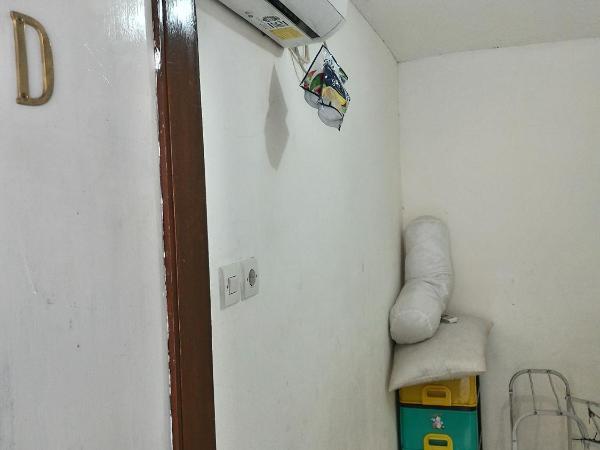 Kost 48 Surabaya : photo 4 de la chambre chambre double standard