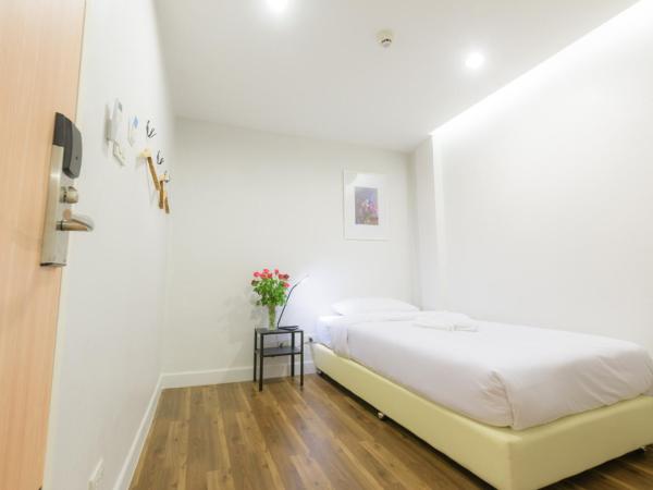 Metro hotel : photo 5 de la chambre chambre simple standard (sans fenêtre)