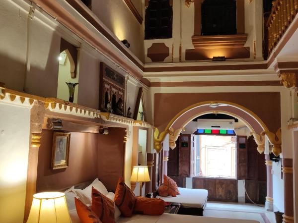 Shahi Guest House : photo 7 de la chambre suite héritage