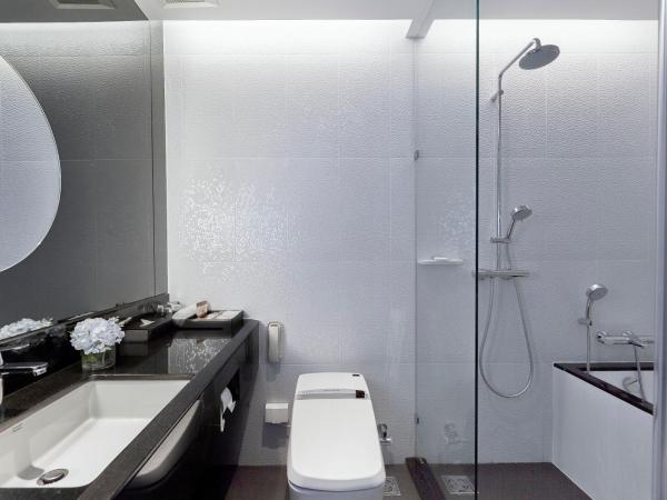 Grande Centre Point Pattaya : photo 4 de la chambre hébergement d'angle de luxe - vue sur mer