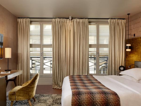 Le Pavillon des Lettres : photo 8 de la chambre chambre deluxe double ou lits jumeaux