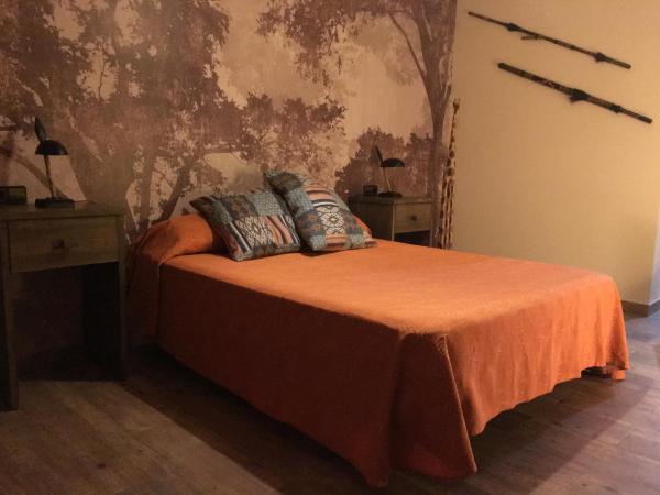 Hostal Mont Royal : photo 9 de la chambre suite et thèmes