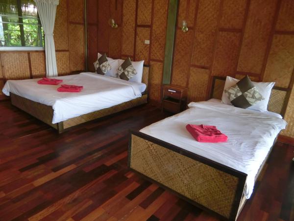 The Narima - SHA Plus : photo 2 de la chambre bungalow - vue sur mer 