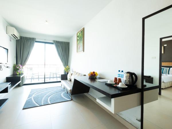 Vogue Pattaya Hotel : photo 9 de la chambre suite junior