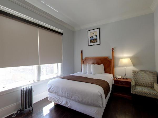 Warfield Hotel : photo 5 de la chambre chambre lit queen-size avec salle de bains privative