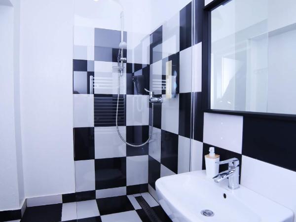 ARTHOTEL STALOWA 52 : photo 2 de la chambre chambre simple standard