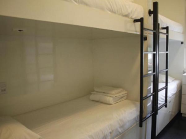HBB Hostel - Vila Madalena : photo 4 de la chambre lit dans dortoir de 8 lits 