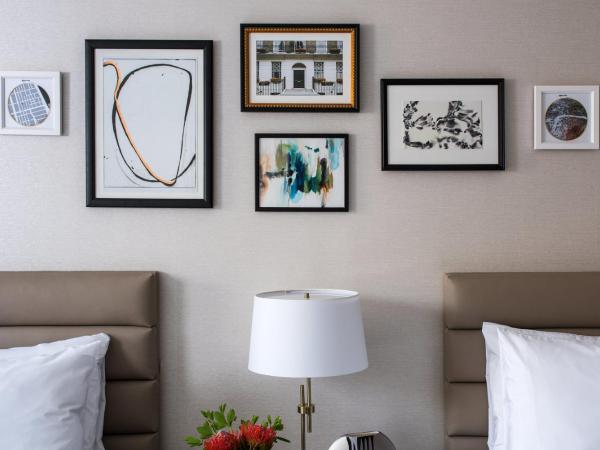 Claridge House : photo 3 de la chambre chambre avec 2 grands lits queen-size