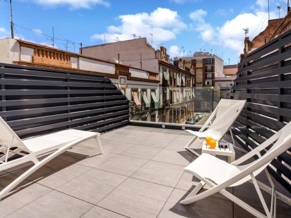 Catalonia Giralda : photo 3 de la chambre chambre premium avec terrasse