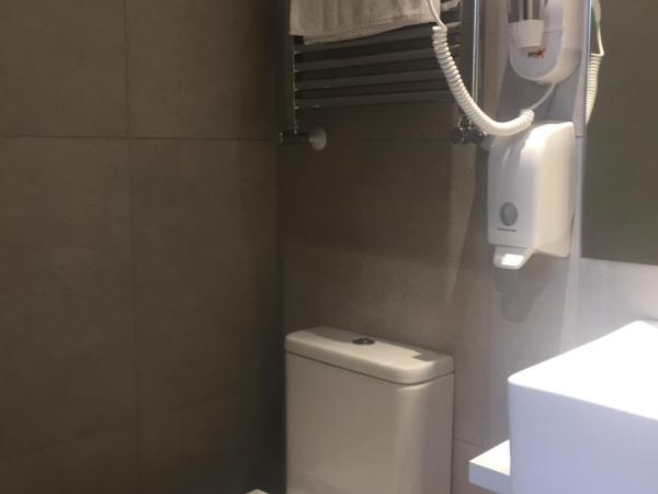 Hostal Cervelo : photo 3 de la chambre chambre simple