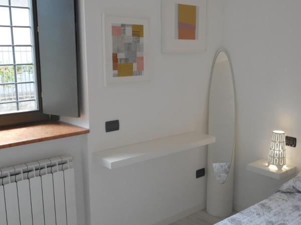 Borgo Antico Rooms Self Check-in : photo 3 de la chambre chambre double avec salle de bains privative