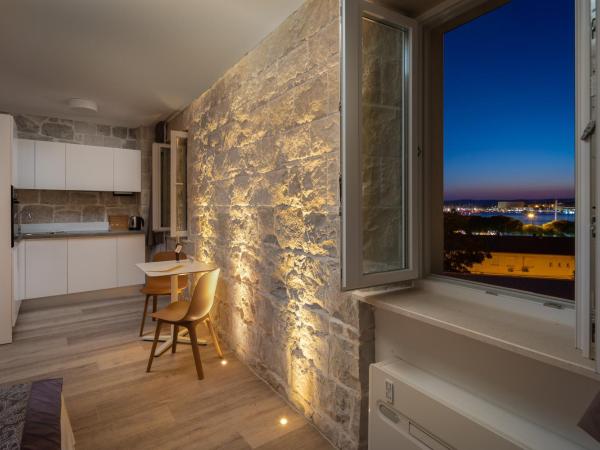 Mediterra Residence : photo 10 de la chambre studio - vue sur mer