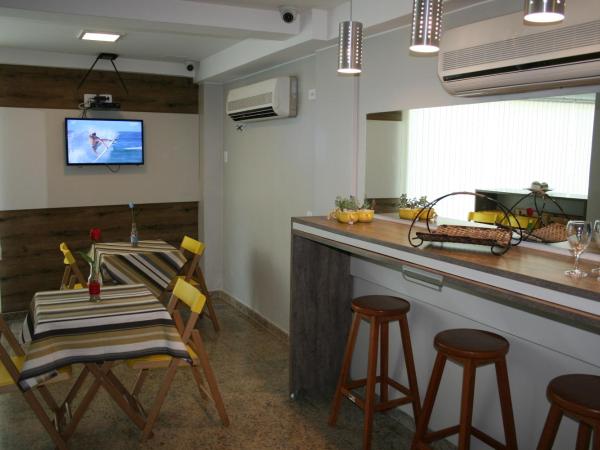 Hostel Pontal do Duque : photo 10 de la chambre suite avec balcon