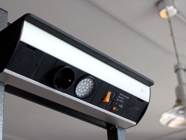 Hostel ROOM Rotterdam : photo 4 de la chambre lit dans dortoir de 4 lits avec salle de bains commune