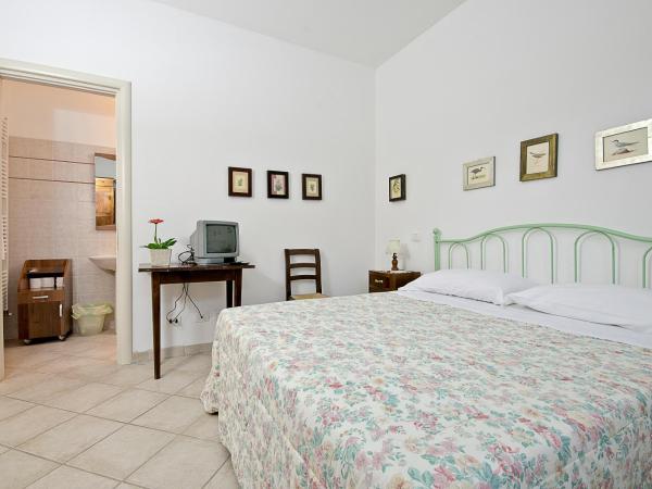 Agriturismo Il Sambuco : photo 5 de la chambre chambre double - annexe