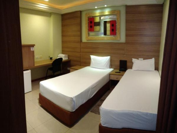 Hotel Luni : photo 6 de la chambre chambre lits jumeaux deluxe
