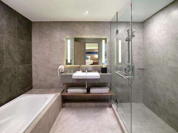 Novotel Jakarta Mangga Dua Square : photo 2 de la chambre chambre exécutive deluxe lit king-size au premier Étage