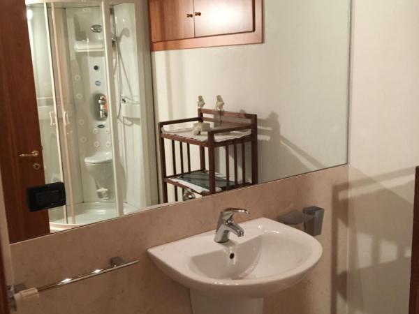 Ciao Amore : photo 8 de la chambre chambre double avec salle de bains privative