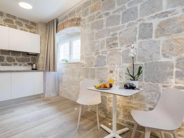 Mediterra Residence : photo 3 de la chambre studio - rez-de-chaussée