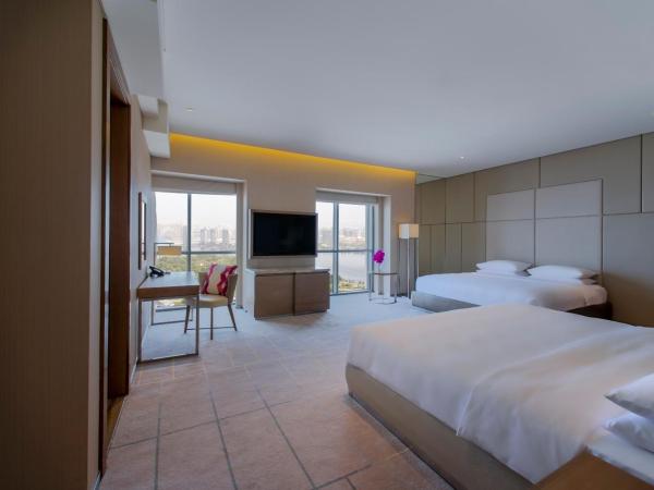 Hyatt Regency Dubai Creek Heights : photo 3 de la chambre chambre king de luxe avec 2 lits king-size