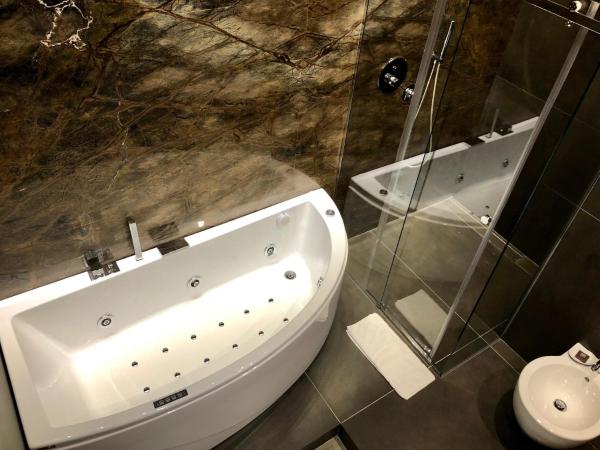 Dimora Augusteo : photo 5 de la chambre appartement avec terrasse