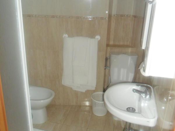 Hostal Centro Sol : photo 7 de la chambre chambre double ou lits jumeaux