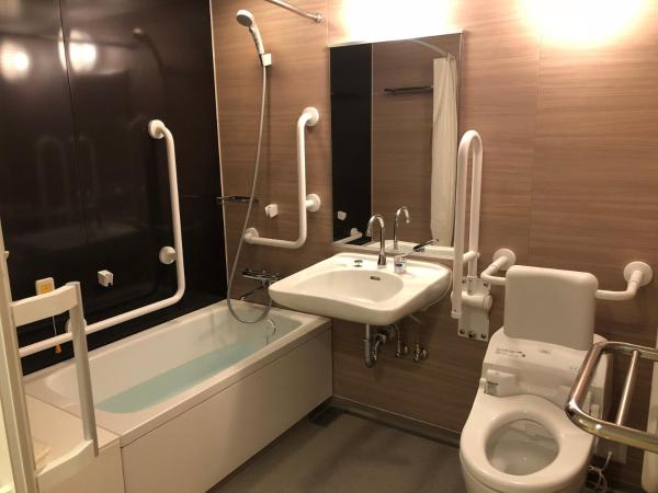 Hotel Gracery Asakusa : photo 5 de la chambre chambre lits jumeaux pour personnes à mobilité réduite