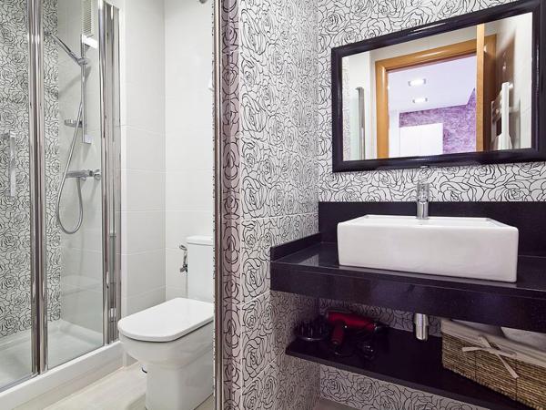 Aparthotel Rambla108 : photo 1 de la chambre studio avec balcon (1-3 adultes)