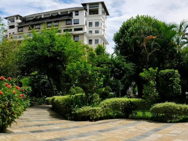 Hotel Tulsi : photo 5 de la chambre chambre familiale supérieure