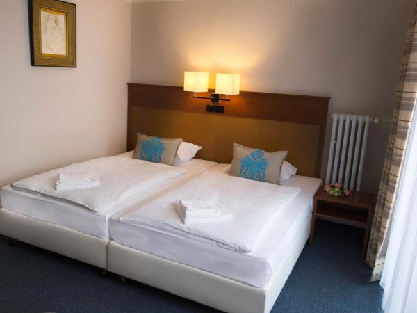 Hotel Marttel : photo 8 de la chambre chambre double ou lits jumeaux