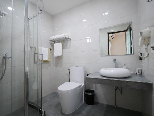 The Kinn Bangkok : photo 6 de la chambre chambre lits jumeaux deluxe