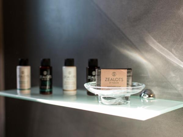 Blue Jasmine Suites : photo 10 de la chambre suite dama