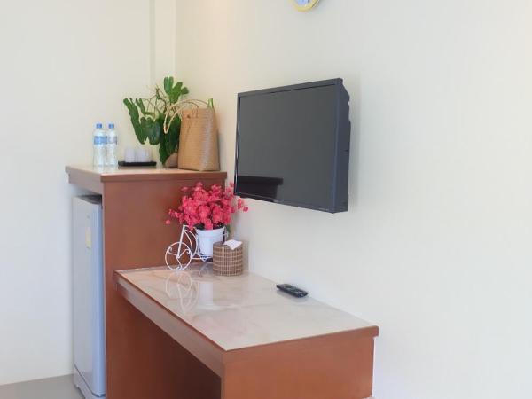 Chokdee Resort : photo 6 de la chambre chambre quadruple - vue sur mer