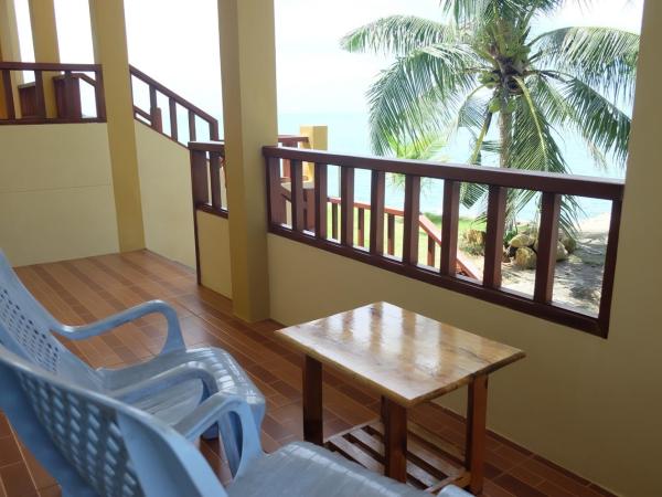 Chokdee Resort : photo 3 de la chambre chambre quadruple - vue sur mer