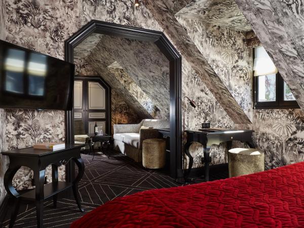 Le Pavillon de la Reine & Spa, Place des Vosges : photo 9 de la chambre suite junior