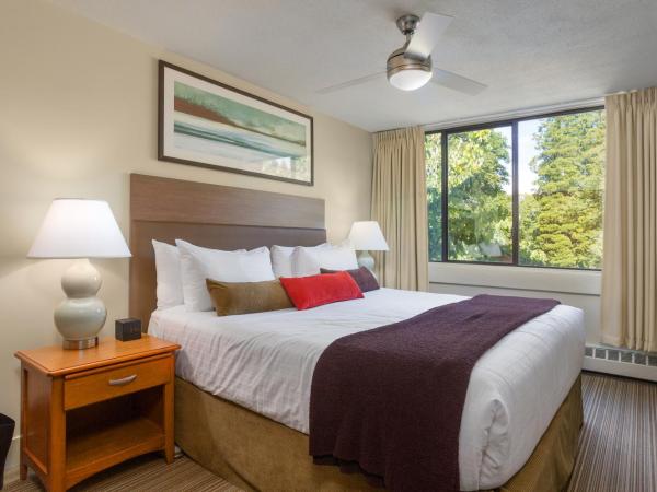 West Coast Suites at UBC : photo 3 de la chambre suite lit king-size