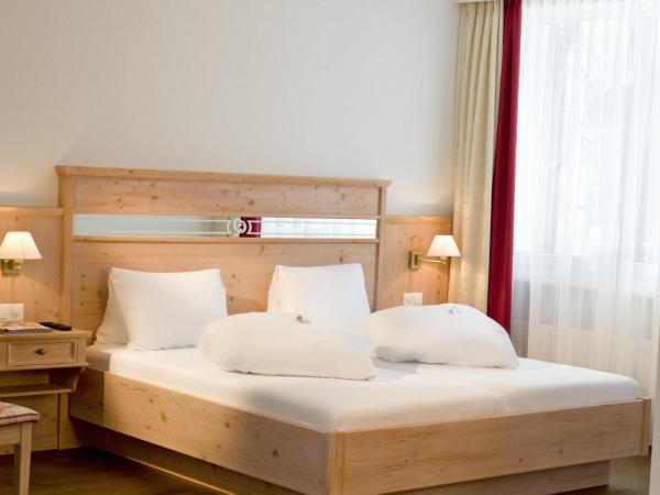 Hotel Quellenhof Leukerbad : photo 3 de la chambre chambre double
