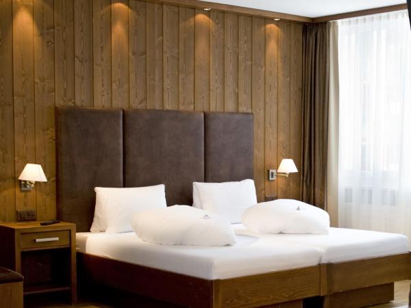 Hotel Quellenhof Leukerbad : photo 4 de la chambre chambre double
