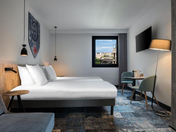 SOWELL HOTELS Les Chevaliers : photo 2 de la chambre chambre triple classique