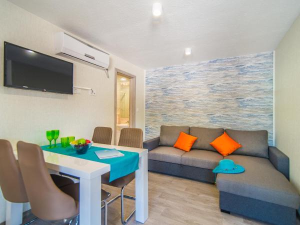 Centinera Resort : photo 9 de la chambre mobile home de luxe